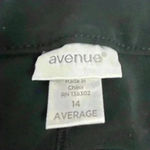 Avenue Women's Size 14 Black Straight Leg Trousers Casual Classic Fit Photo 2