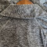 Beyond Yoga  Pullover Athletic Button Neck Top w/ Pockets Women's Size S Photo 5