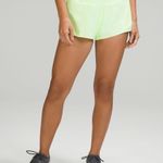 Lululemon Hotty Hot Low-Rise Lined Short 2.5 Photo 3