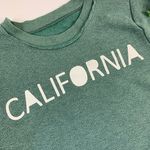 Well Worn Green California Crew Neck Pullover Sweater Photo 2