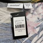 Avenue  Plus Black Liv Tropical Print Pleat Short Sleeve Tunic Top Size 20 NEW Photo 2