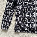 Lululemon Jacket Run Willpower 1/2 Zip Hooded Pullover Windbreaker Ikat 4 Photo 6