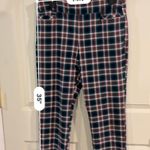 kim rogers  plaid pants in Photo 4