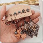 Women’s Gold Photo 1