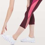 Lululemon NWOT Colour Me Ombre Crop *21"Dark Adobe / Blush Berry / Violet Red Photo 4