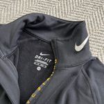 Nike sweatshirt Photo 4