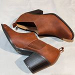 Chinese Laundry  Brown Ankle Booties Square Toe Women's Size 9 Photo 1