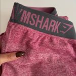 Gymshark  Women's Berry Leggings EUC Photo 3