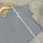 The North Face Wander Keyhole Crossback Crew Neck Shortsleeve Shirt in Gray L Photo 11