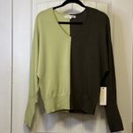 Madison Hudson Sweater Green Color Block Dolman Long Sleeve V Neck M Womens Size M Photo 1