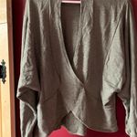 White Birch Long sleeve  open back tee Photo 1