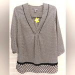 A pea in the pod  V-Neck Tunic Black/White Blouse Size Small Photo 0