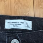 Abercrombie & Fitch  The 90s Relaxed Jean High Rise in black Photo 1