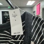 Gap  Black and White Fitted Long Sleeve Tee Photo 3