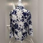 Harvé Benard Harve Benard Linen Cotton Blue & White Floral Button Down Blouse Size XL Photo 1