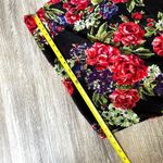 Croft & Barrow  black rose scarf Photo 3