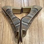 Apostrophe  Vintage Mesh Leather Heels - Woman's Size 8.5 Photo 5