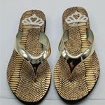 Fergalicious  Majesty Womens Flip Flops Size 7M Thong Sandals Slip On Casual Shoe Photo 3