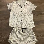 Boutique New  White Flower Print Satin Pajama Set. Size Small Photo 5