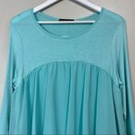 Kim And Cami Women’s 3/4 Sleeve Flowy Shirt Light Blue Size Medium NWT FLAW Photo 3