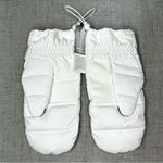 Lululemon Wunder Puff Mittens White Unisex Medium Large NWT Photo 2