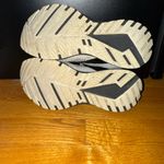 Brooks  revel 5 shoes Photo 4