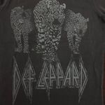 Def Leppard NWT  Grey Short Sleeve Baby Tee Photo 1