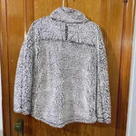 Miami  Sherpa shirt size large. Photo 2