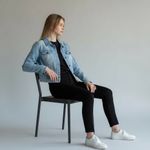 Cherokee  Womens size medium classic light-wash Cropped denim jacket Photo 4