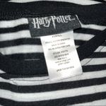 Harry Potter striped 9 3/4 short sleeve loose fitting Shirt, good condition, XS Black Photo 3