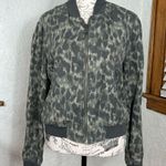 Bella Dahl  | Odelle Camo Bomber Jacket Photo 8