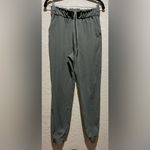 Lululemon Stretch High Rise Joggers Full Length 28” Pockets Size 4 green Photo 6