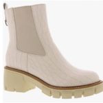 Vintage Havana  Baltimore Off White Lug Sole Chelsea Ankle Boots Women’s Size‎ 9 Photo 0