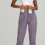 Lululemon  Dance Studio Crop 25" Dusky Lavender Active Pants Size 4 #762 Photo 0