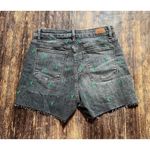 Judy Blue  Cactus Embroidered High Rise Shorts size LARGE Photo 3