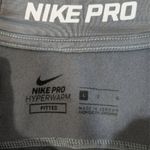 Nike  Pro Hyperwarm Fitted 1/4 Zip Longsleeve Top Womens Sz Large Gray Photo 4