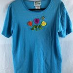 The Quacker Factory Medium Blue Tulip Embroidered Knit Top Short Sleeve Size Med Photo 0