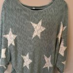 Wishlist star sweater Photo 1