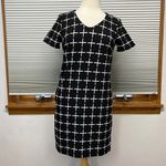 Romeo + Juliet Couture Black and White Short Sleeve Shift Dress Size XS Photo 2