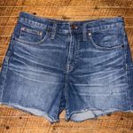 Madewell curvy distressed 28 cutoff mom jean shorts Photo 0
