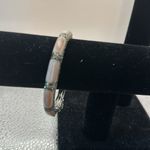 Gorgeous inlaid pink mother of pearl Maras site hinged bangle bracelet. … Photo 2