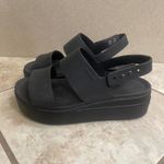 Crocs Brooklyn Women Platform Sandals Black Elastic Strap Chunky Sole Size 7 EUC Photo 1