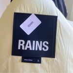 RAINS Loop Women's Insulated Waterproof Vest Size Large SKU#S2489 Yellow Photo 11