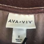 Ava & Viv NWT  XL suede long sleeved top Photo 3