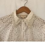 Sézane SEZANE Cara Shirt Cream Women’s Size 36 US 4 Eyelet Floral Puff Sleeve Button Up Photo 7
