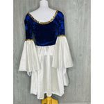 Costume gallery Renaissance style velvet dress with flair skirt and bell sleeve Purple Photo 5