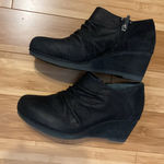 Dansko  Women’s 9.5 Sheena Slouchy Wedge Leather Ankle Black 3” Heel Zip Closure Photo 3