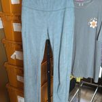 On Running Women's ON Running Tights 7/8 Sea Blue Size Small Photo 9