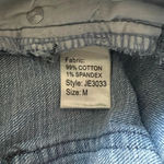 Elan  Jean Denim Shorts Distressed and Frayed Size Medium Stretch Photo 2