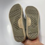 Toms  sneakers gray woven size 7.5 Photo 6
